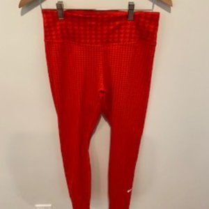 Nike Women's Dri-FIT One Icon Clash Mid-Rise 7/8 Printed Leggings